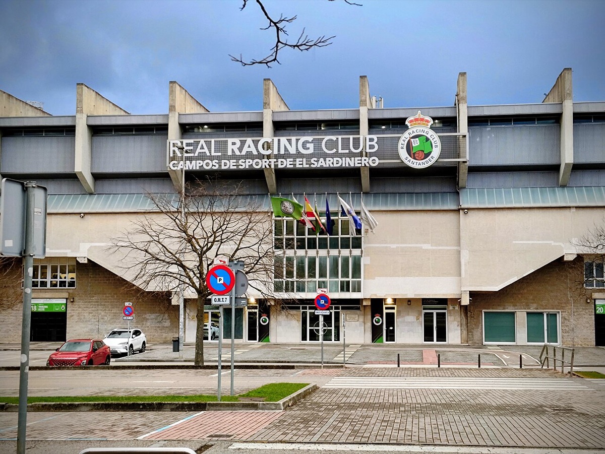 Racing Santander vs Real Madrid venue El Sardinero